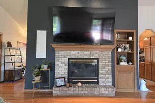 1709 E Bayberry St, Appleton, WI 54915 - Photo 5