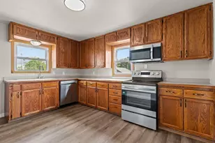 625 S Watertown St, Waupun, WI 53963 - Photo 11
