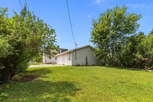 625 S Watertown St, Waupun, WI 53963 - Photo 3