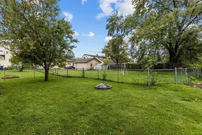 1073 Caroline Street, Green Bay, WI 54303 - Photo 19