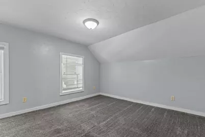 393 W Division Street, Fond du Lac, WI 54935 - Photo 13