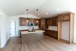 N9271 Anton St, Appleton, WI 54915 - Photo 5