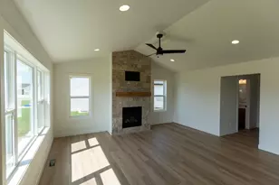 N9271 Anton St, Appleton, WI 54915 - Photo 27