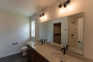 N9271 Anton St, Appleton, WI 54915 - Photo 13