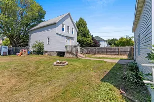 2101 Sherman St, Marinette, WI 54143 - Photo 25
