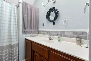 2101 Sherman St, Marinette, WI 54143 - Photo 15