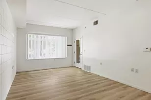 400 N Richmond St, Appleton, WI 54914 - Photo 5