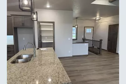 3811 Cooper Court, Green Bay, WI 54313 - Photo 7