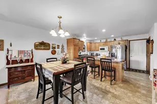 467 Longwood Ln, Wrightstown, WI 54180 - Photo 7