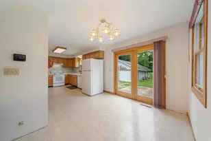 619 Riverview Dr, Winneconne, WI 54986 - Photo 3