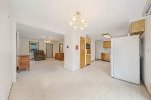 619 Riverview Dr, Winneconne, WI 54986 - Photo 7