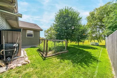 1108 Mistletoe Lane, Winneconne, WI 54986 - Photo 33