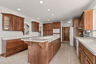 W7415 Ridge Top Dr, Neenah, WI 54956 - Photo 23