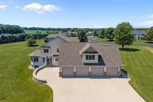 W7415 Ridge Top Dr, Neenah, WI 54956 - Photo 59