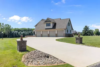 W7415 Ridgetop Drive, Neenah, WI 54956 - Photo 3