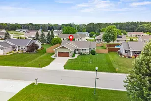1427 Anthem Dr, Neenah, WI 54956 - Photo 53