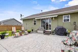 1427 Anthem Dr, Neenah, WI 54956 - Photo 51