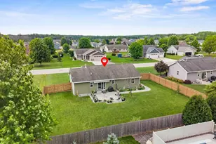 1427 Anthem Dr, Neenah, WI 54956 - Photo 57