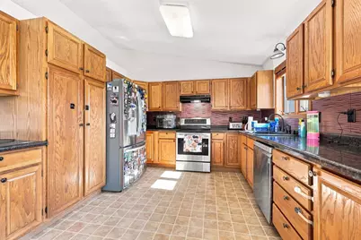 75 Rolling Green Circle, Oshkosh, WI 54904 - Photo 9