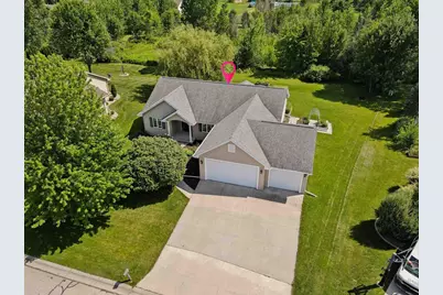 W6445 Cherrybark Circle, Menasha, WI 54952 - Photo 3