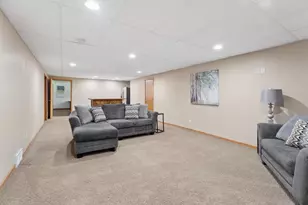 W6445 Cherrybark Cir, Menasha, WI 54952 - Photo 25