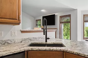 W6445 Cherrybark Cir, Menasha, WI 54952 - Photo 11