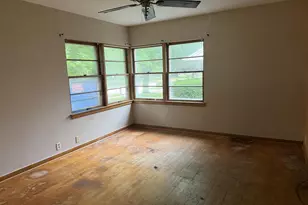 822 Evans St, Oshkosh, WI 54901 - Photo 5