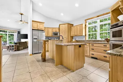 4305 Stoney Ridge Trail, Oshkosh, WI 54904 - Photo 11