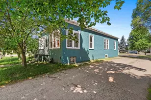 224 W Main St, Coleman, WI 54112 - Photo 5