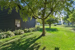 221 Market St, Potter, WI 54160 - Photo 23