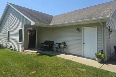 961 Charles Wright Drive, Waupaca, WI 54981 - Photo 3