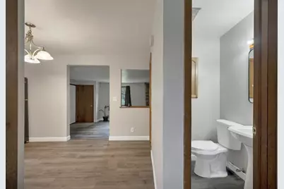 242 N Taylor Street, Green Bay, WI 54303 - Photo 13