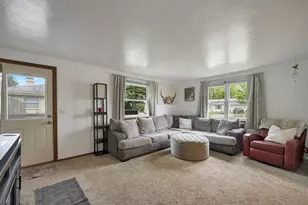 242 N Taylor St, Green Bay, WI 54303 - Photo 25