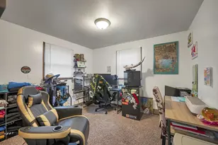 242 N Taylor St, Green Bay, WI 54303 - Photo 41