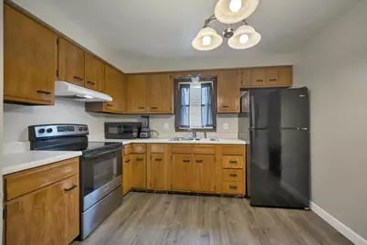 242 N Taylor Street, Green Bay, WI 54303 - Photo 7