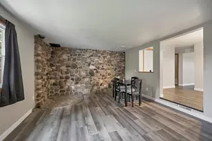 242 N Taylor St, Green Bay, WI 54303 - Photo 11