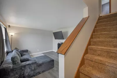 242 N Taylor Street, Green Bay, WI 54303 - Photo 15