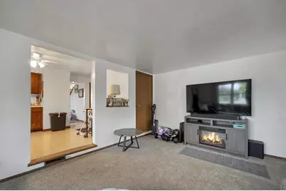 242 N Taylor Street, Green Bay, WI 54303 - Photo 27