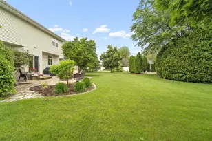 208 E Apple Creek Rd, Appleton, WI 54913 - Photo 39