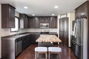 600 Castlestone Ct, Oneida, WI 54155 - Photo 11