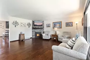 600 Castlestone Ct, Oneida, WI 54155 - Photo 5