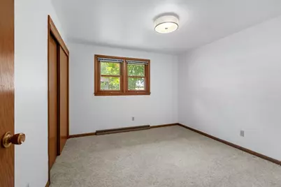 935 Marvelle Lane, Green Bay, WI 54304 - Photo 17