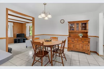 935 Marvelle Lane, Green Bay, WI 54304 - Photo 9