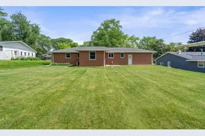 935 Marvelle Lane, Green Bay, WI 54304 - Photo 37