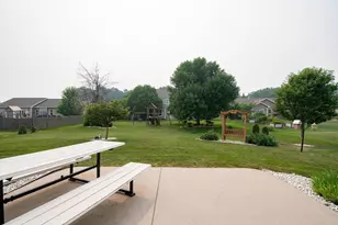 2431 Bruce St, Neenah, WI 54956 - Photo 27