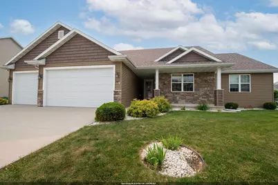 2431 Bruce Street, Neenah, WI 54956 - Photo 1