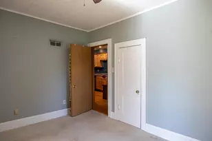 421 9th St, Neenah, WI 54956 - Photo 15