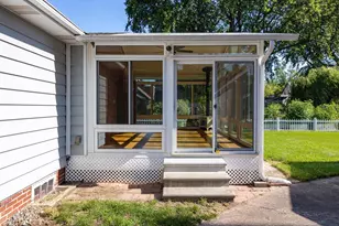 421 9th St, Neenah, WI 54956 - Photo 21