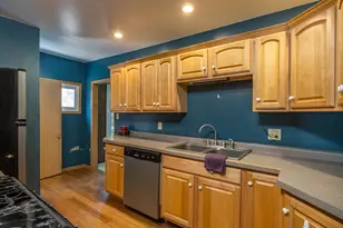 421 9th St, Neenah, WI 54956 - Photo 3