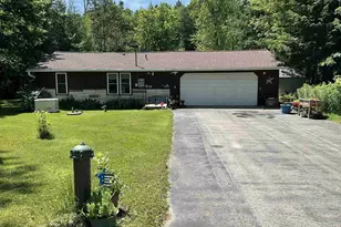 10817 Randall Ln, Suring, WI 54174 - Photo 3
